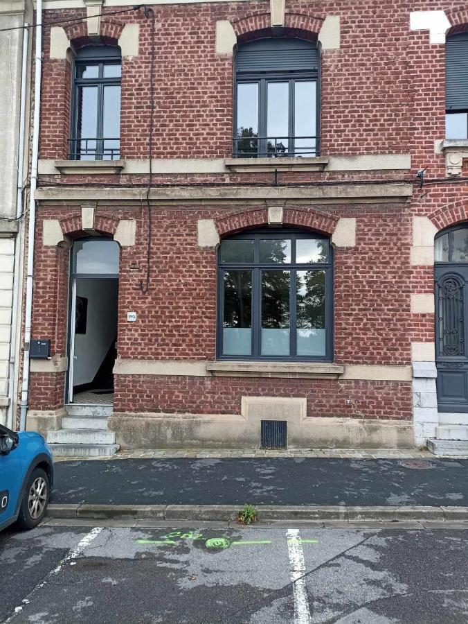 Apartamento Place Du Canada 2 Valenciennes Exterior foto